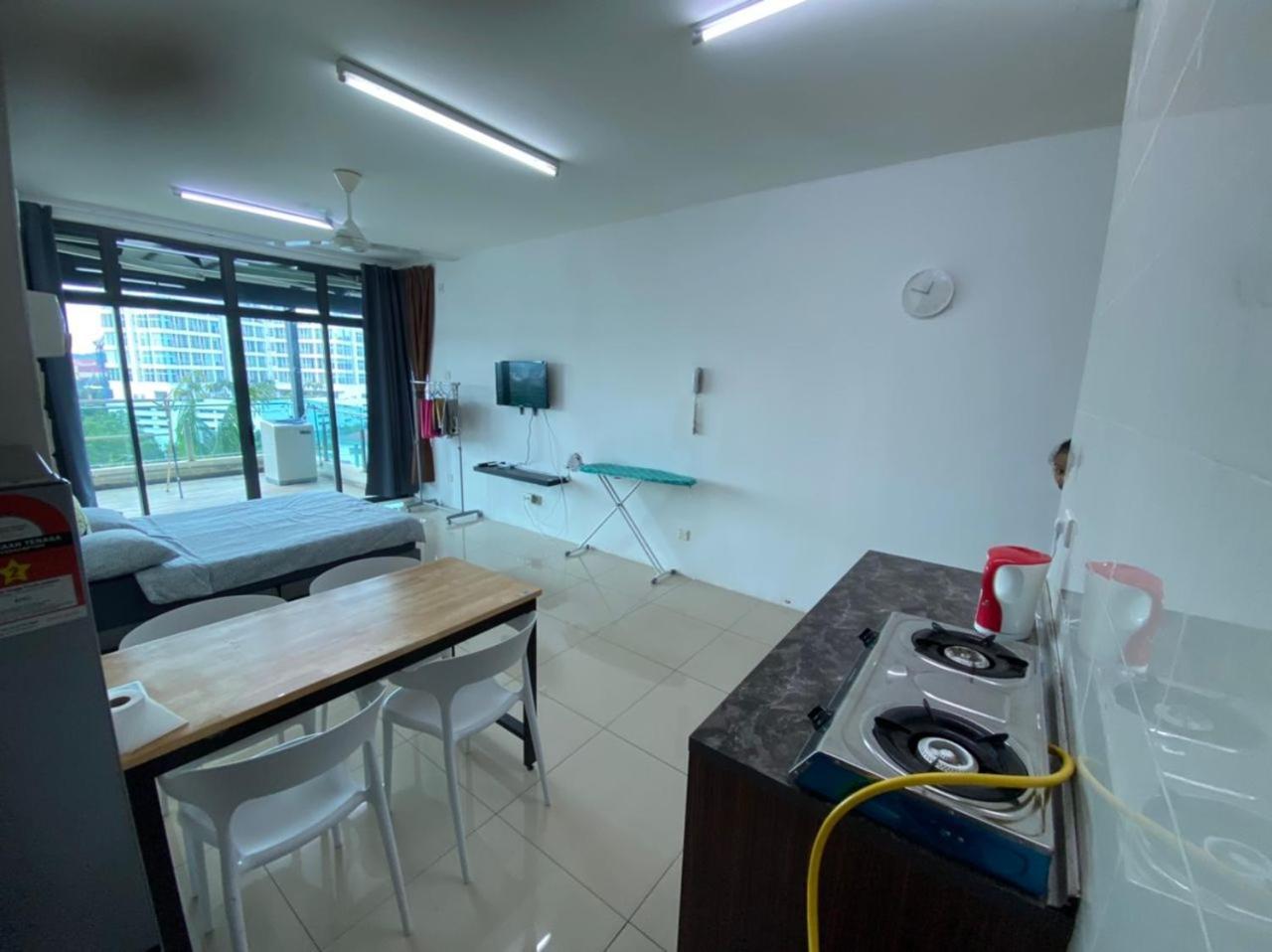 Vista Alam Serviced Apartment Near Idcc Sacc Pkns Uitm Msu Avisena 샤알람 외부 사진