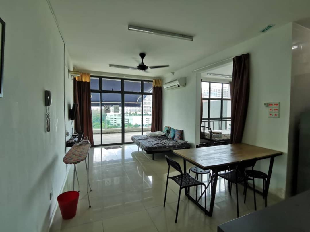 Vista Alam Serviced Apartment Near Idcc Sacc Pkns Uitm Msu Avisena 샤알람 외부 사진